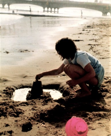 curls-and-sandcastles