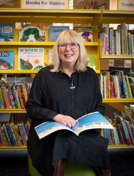 Kim Russell (compressed)