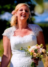 Joyful bride015 (2) (1)